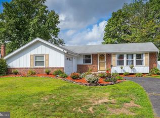119 Glenbrook Dr, Mount Laurel, NJ 08054