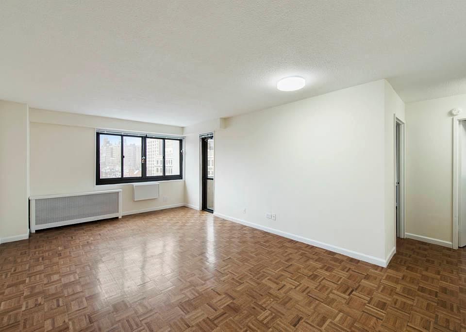 1st image of 175 W 87th St APT 17A