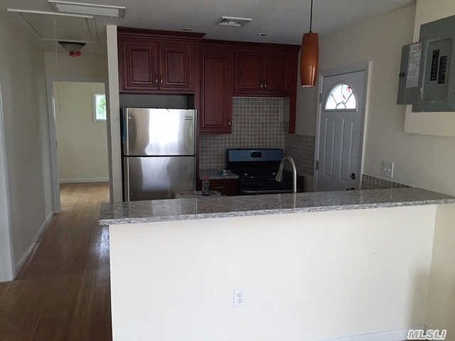 2nd image of 9942 Burlingame Ct