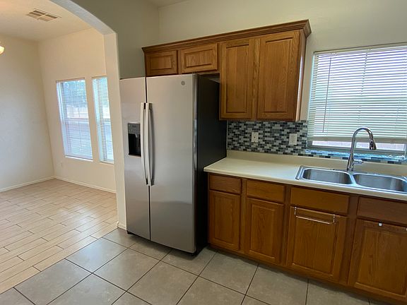 4th image of 17758 W Langer Ln