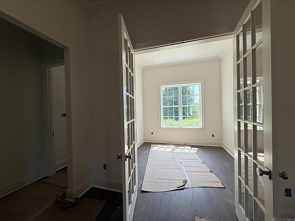 3rd image of 8619 Greenbrier Cove Rd