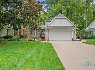 154 Treetop Pl, Holland, OH 43528