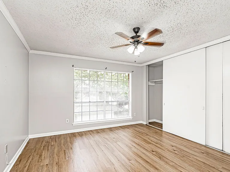 10426 Jefferson Hwy #H — Photo 11