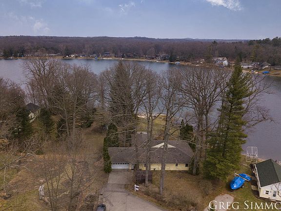 2nd image of 8038 Faith Dr NE