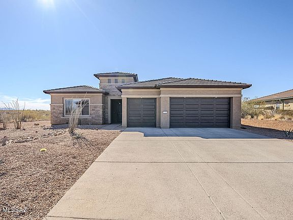 2nd image of 1256 E Madera Estates Ln