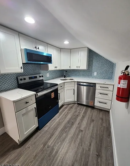 93 Hughes St #5 — Photo 4