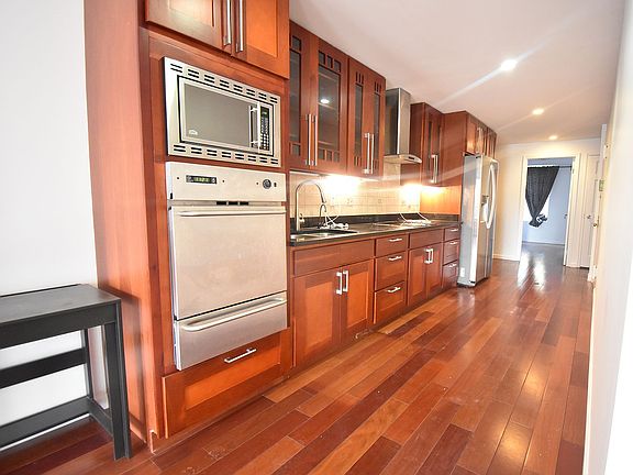 5th image of 47 Essex St #4F