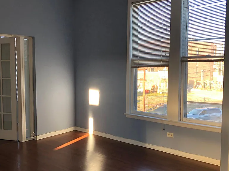2439 W Grand Ave #2F — Photo 9