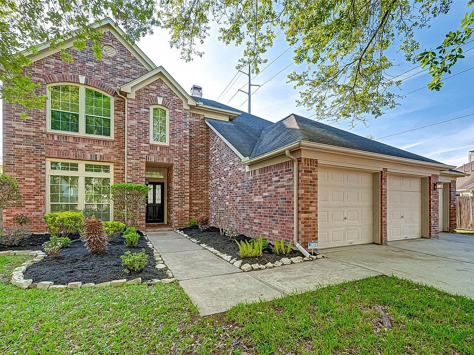 1st image of 3123 Five Oaks Dr