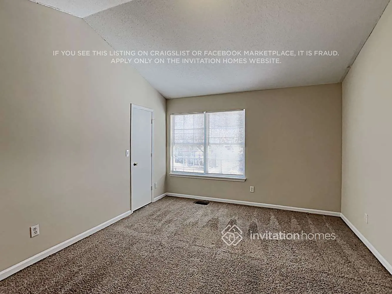 8626 Bodkin Ct Charlotte, NC 28215 — Photo 4