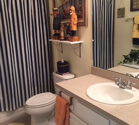 5th image of 200 N Churchill Dr