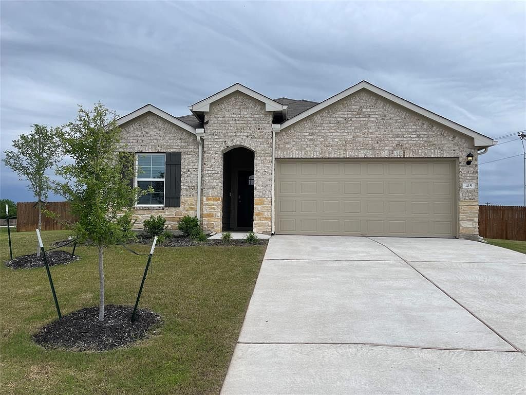 415 Abbey Ln, Lockhart, Tx 78644 