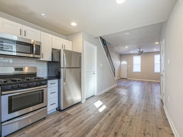 1910 Pierce St, Philadelphia, PA 19145