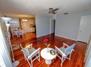 5305 Quan Dr, Jacksonville, FL 32205
