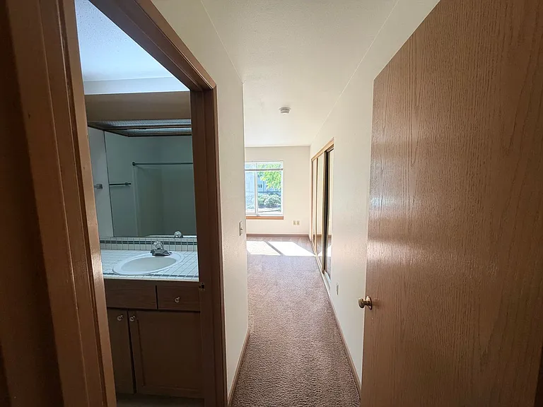 4980 S Landing Dr #204 — Photo 15