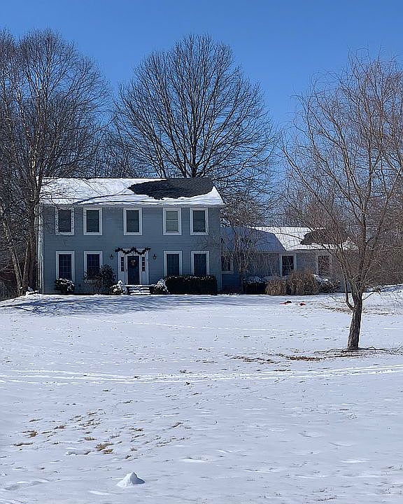 1st image of 135 Abbott Ln
