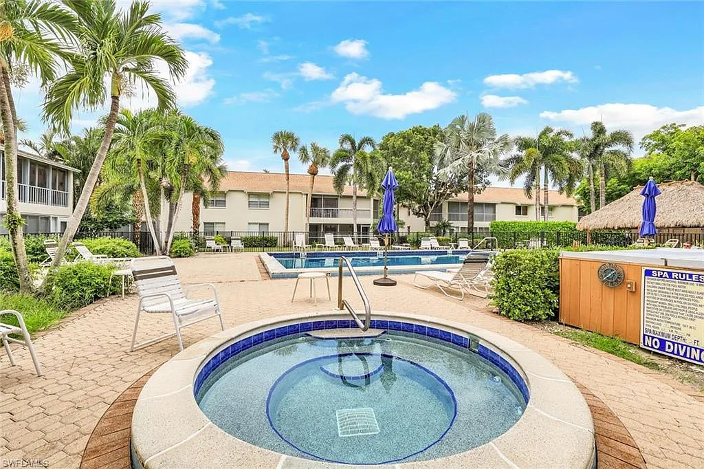 2 bed, 2.0 bath, 1350 sqft, $2,200 — Photo 4