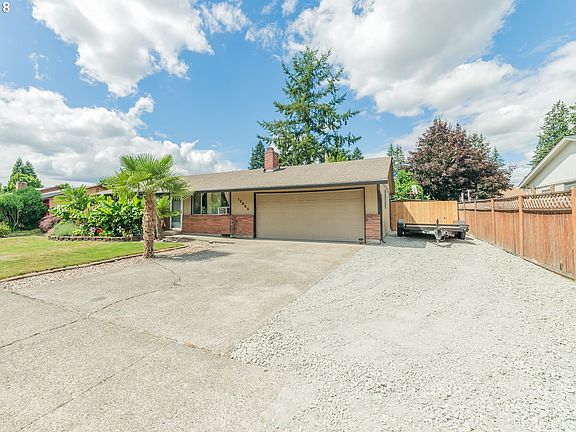 2nd image of 13800 NE 81st St