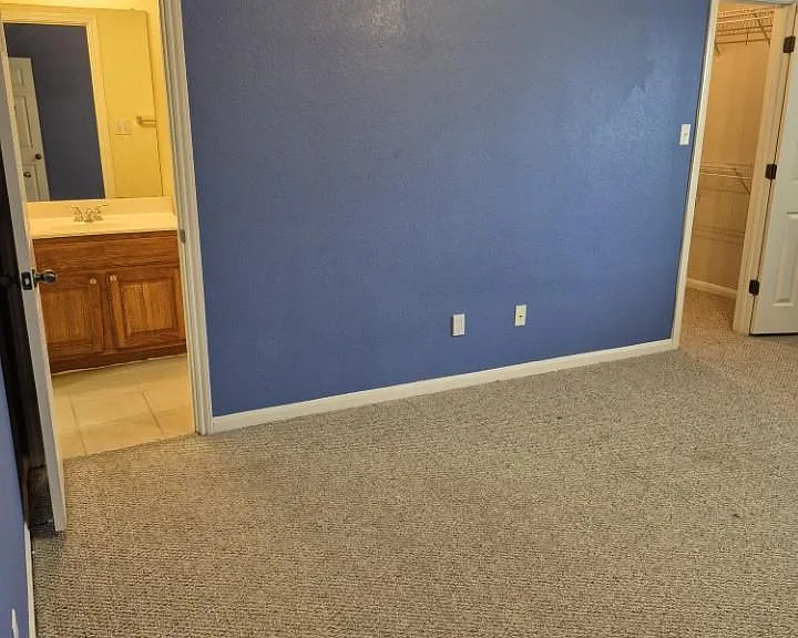 808 Busleigh Castle Way — Photo 23