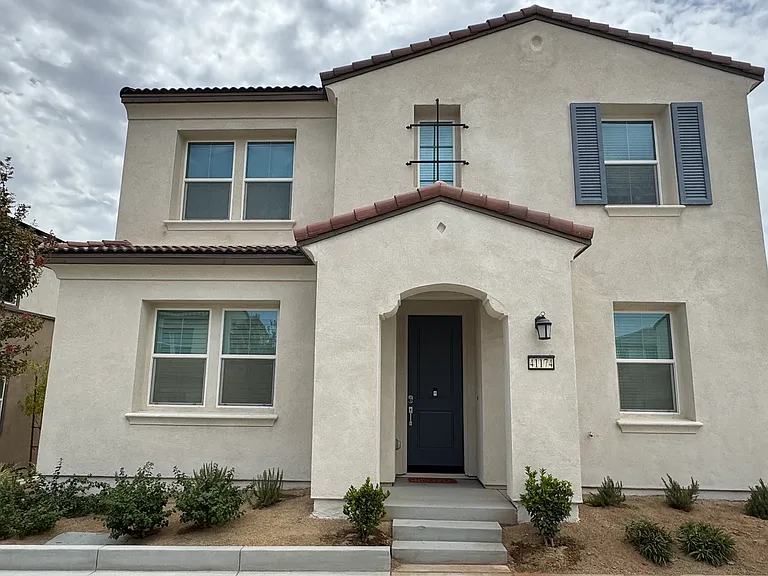 41174 Northwestern St — Photo 1