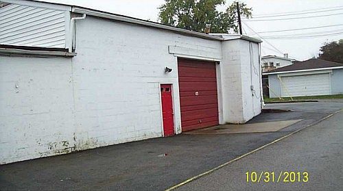 2nd image of 3224 S Emerson Ave