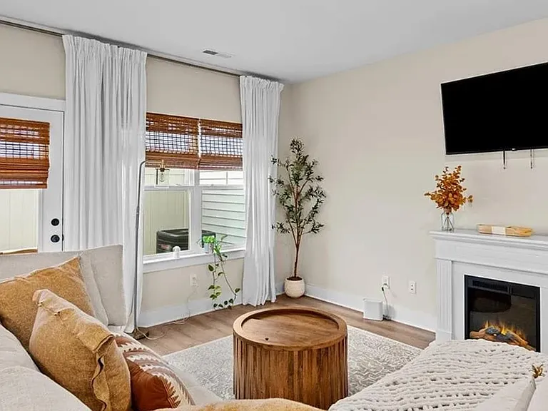 4902 Cannon Crossing Way — Photo 11
