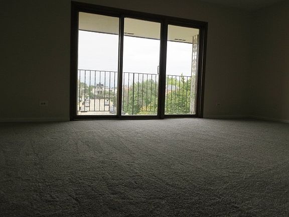 4th image of 4100 N Neenah Ave APT 301N
