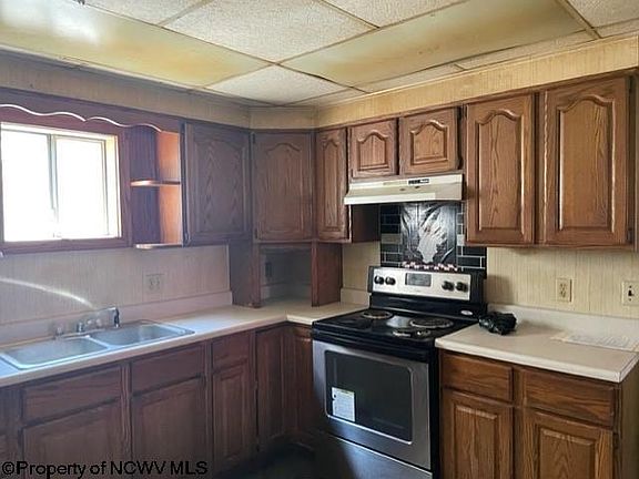 5th image of 1006 S Henry Ave