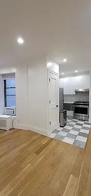 Rented by MJ Property Group LLC | media 9