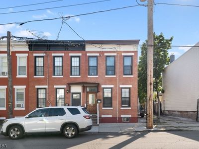 37 Emmet St, Newark, NJ, 07114