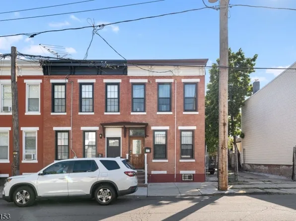 37 Emmet St, Newark City, NJ 07114