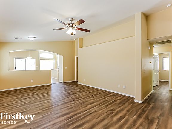 3rd image of 35311 N Bandolier Dr