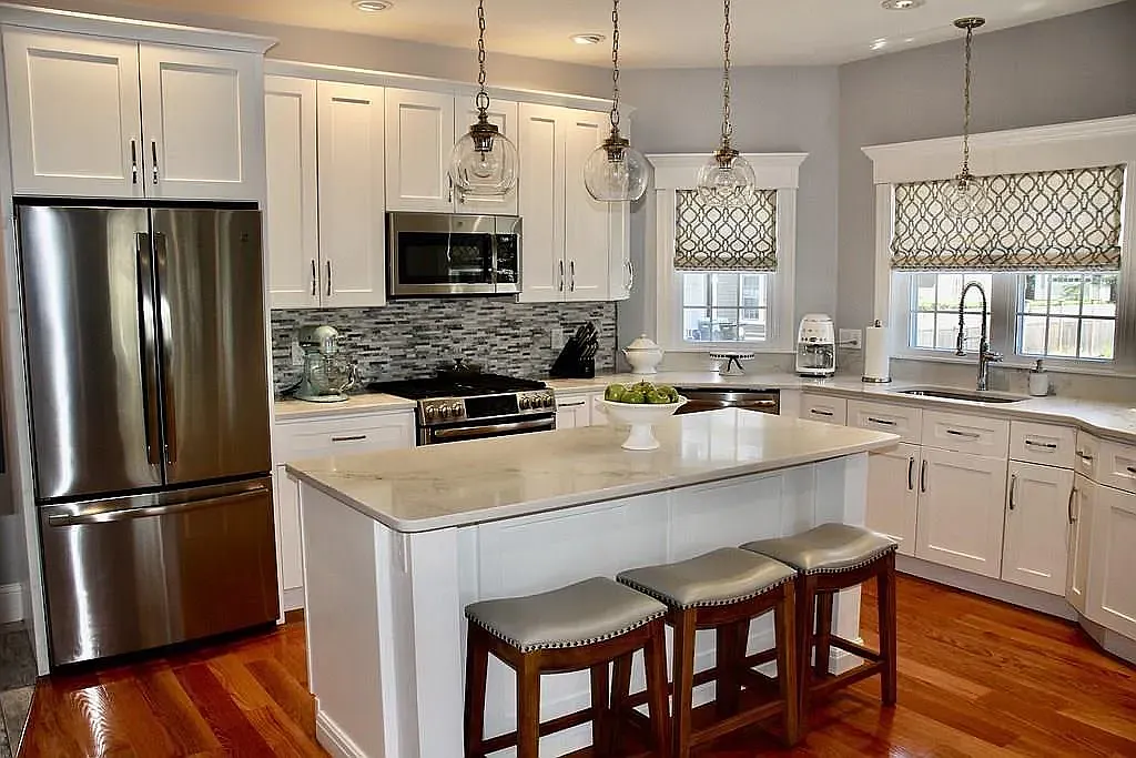 3 bed, 2.5 bath, 1700 sqft, $4,000 — Photo 1