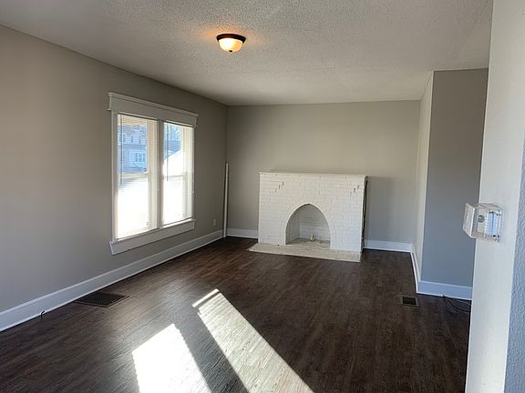4th image of 3364 Carrollton Ave