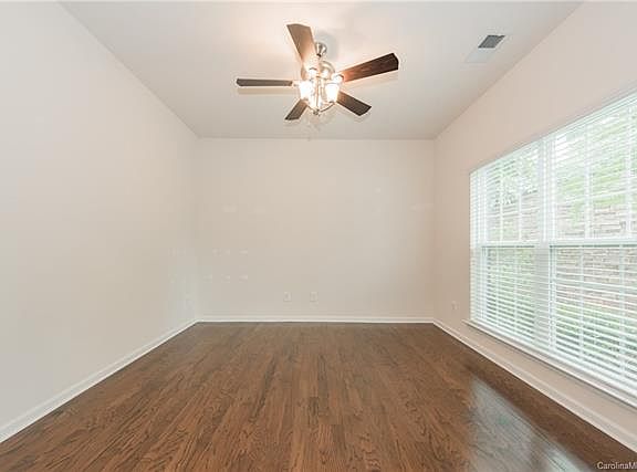 5th image of 95 Dorie Dr