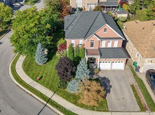 21 Adriatic Cres, Brampton, ON L6P1Y9
