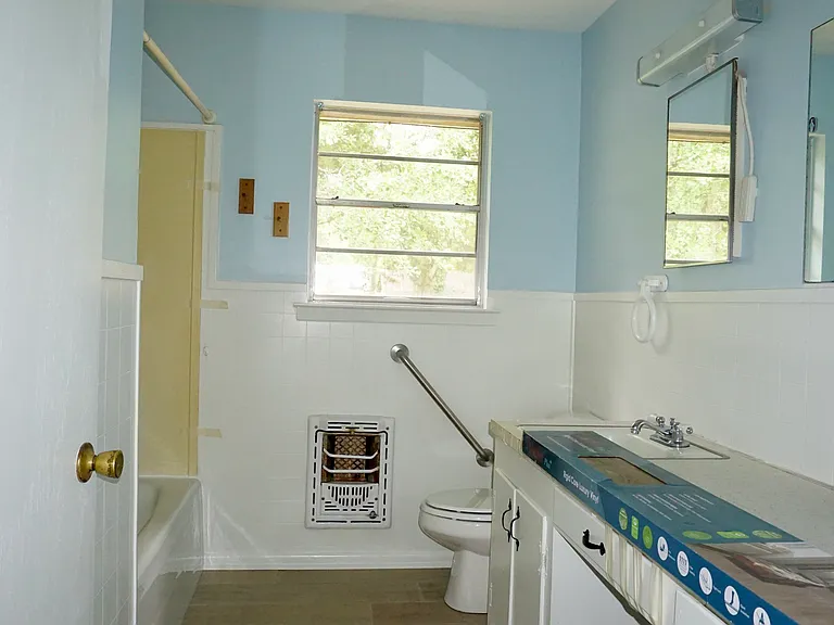 852 Hoyt Rd — Photo 16