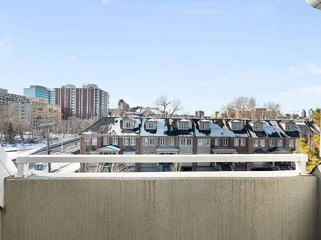 2422 Erlton St SW — Photo 8