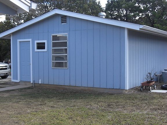 5th image of 450 County Road 1812