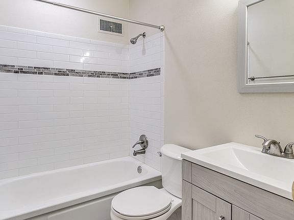 3rd image of 3100 Arsenal St APT 10