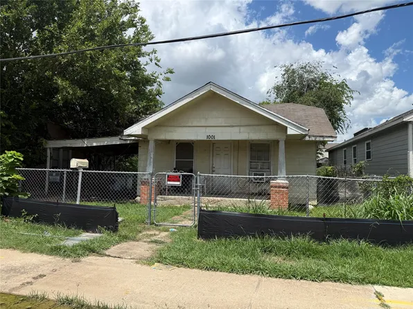 1001 Booth St, Houston, TX 77009
