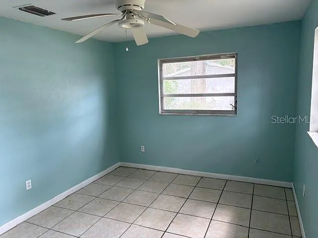 5441 6th St — Photo 7