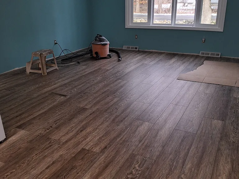 562 Dry Bridge Rd — Photo 3
