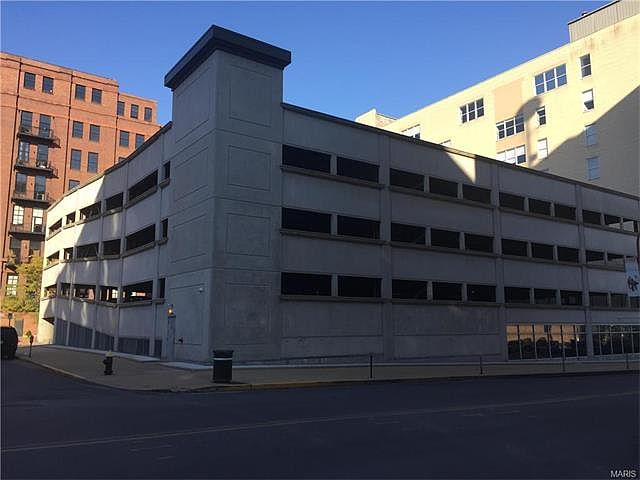 1st image of 1523-1535 Locust St #123