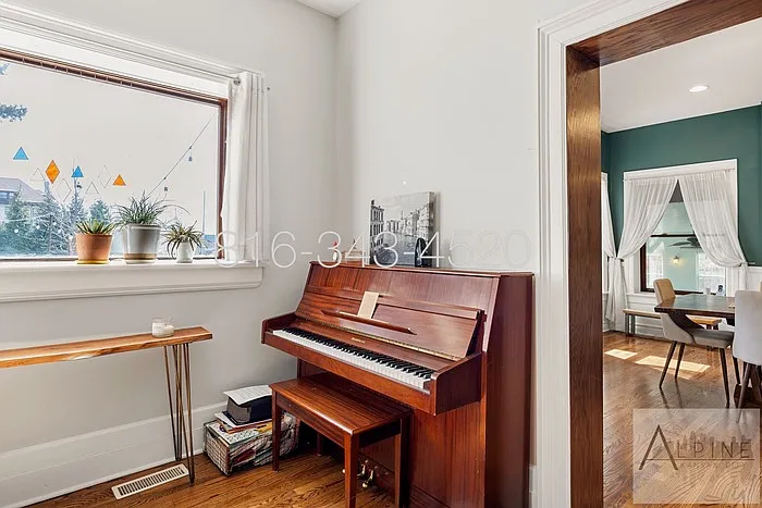2924 Harrison St — Photo 29
