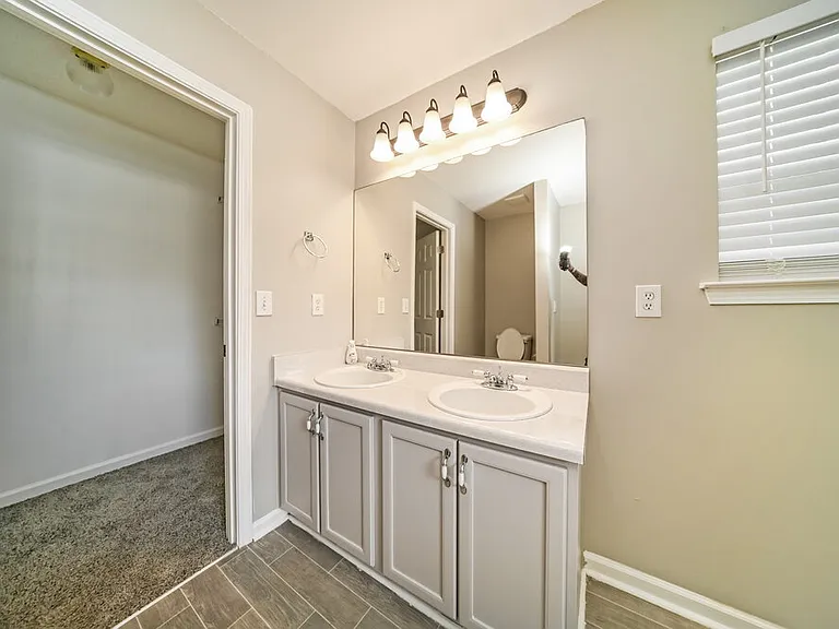 213 Tyler Trce — Photo 10