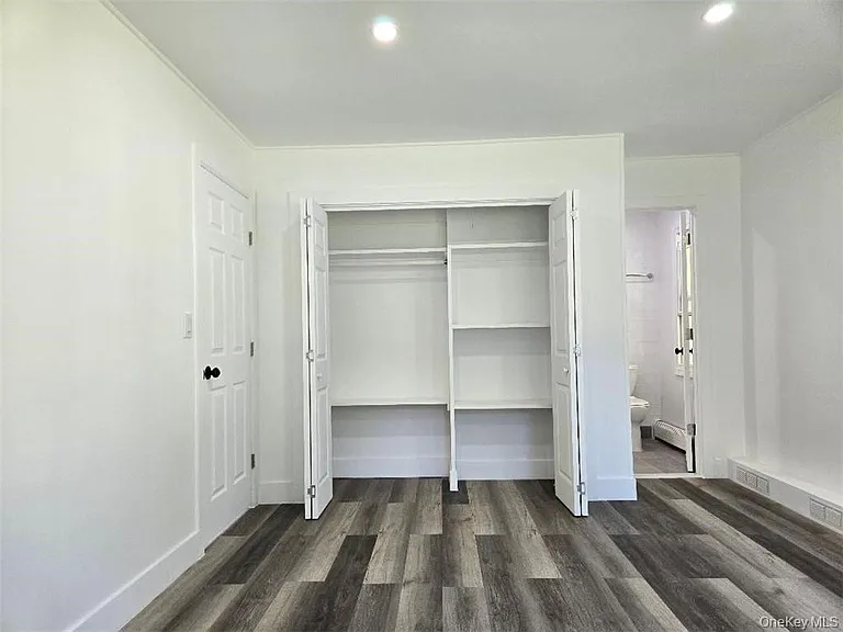 3074 Lexington Ave #2 — Photo 11