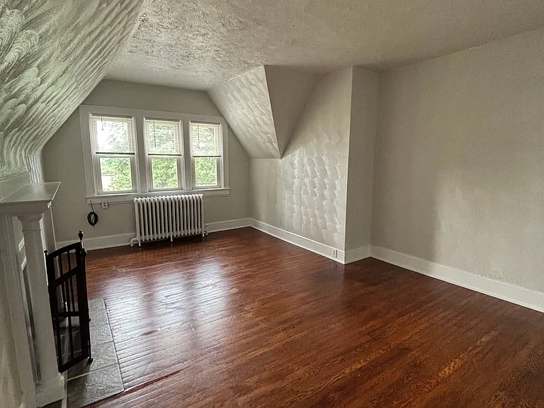 425 N Main St #3F — Photo 9