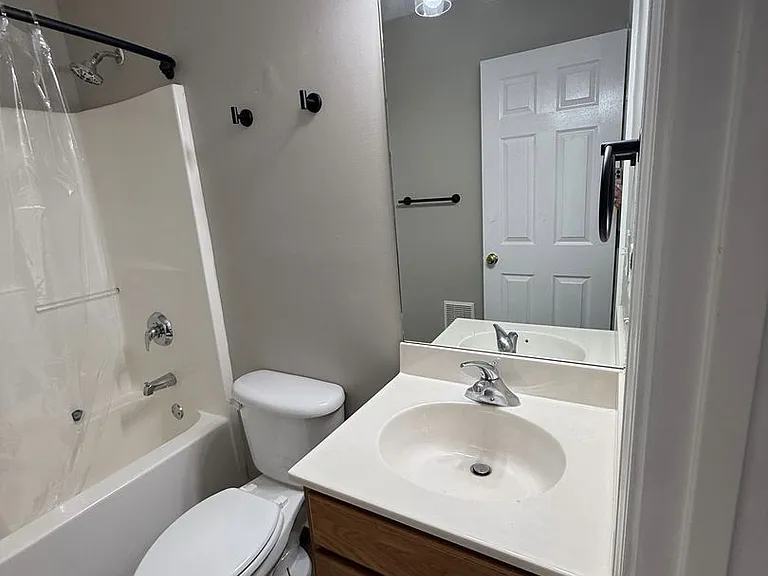 4825 Poplar Crest Way — Photo 17