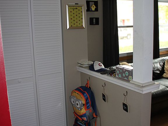 Entry (view2)